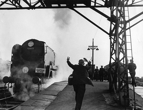 So long, farewell, auf Wiedersehen, good-bye...